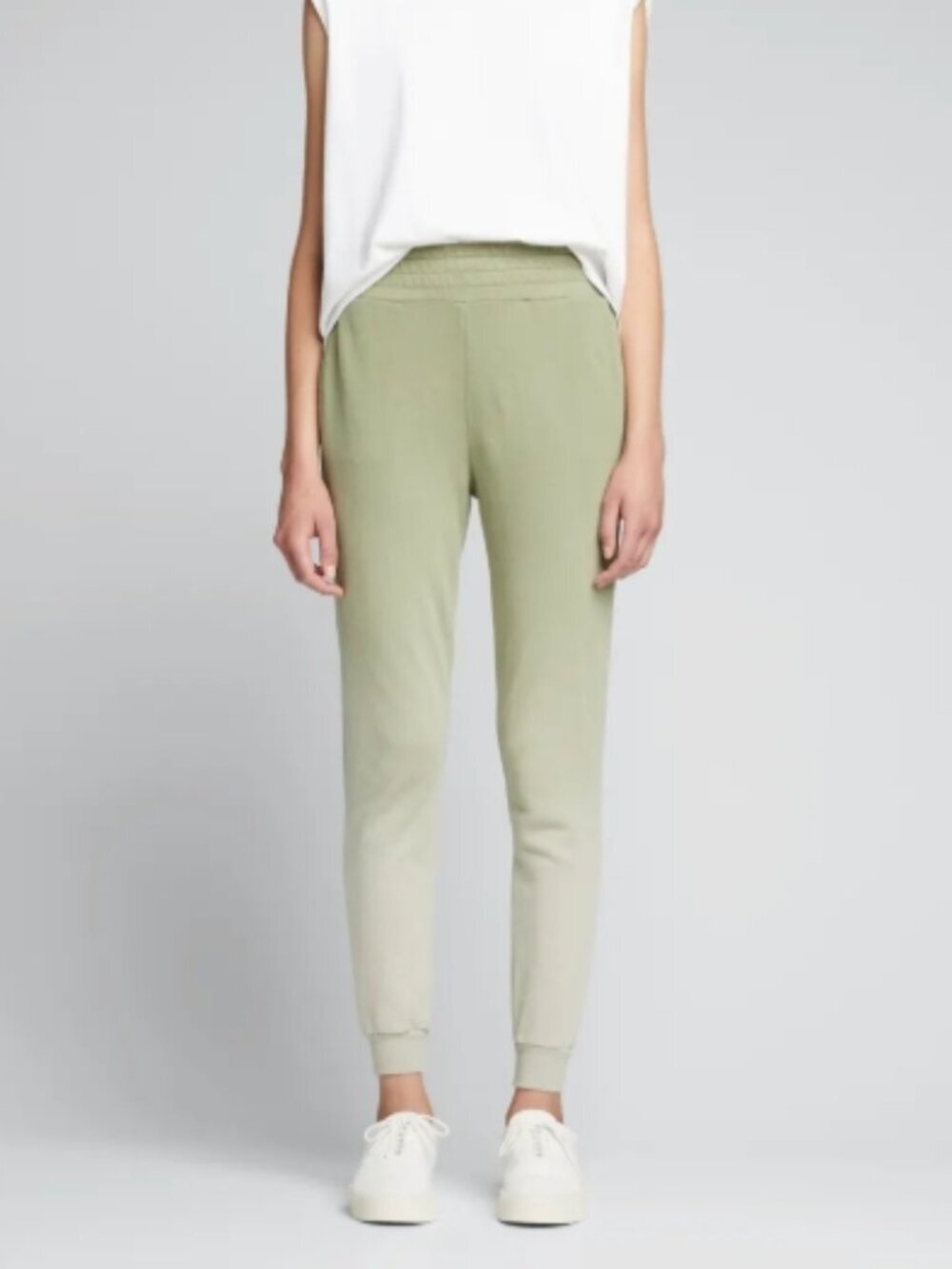Alice + Olivia NYC Slim Joggers — Sage — Size 0 — NWT